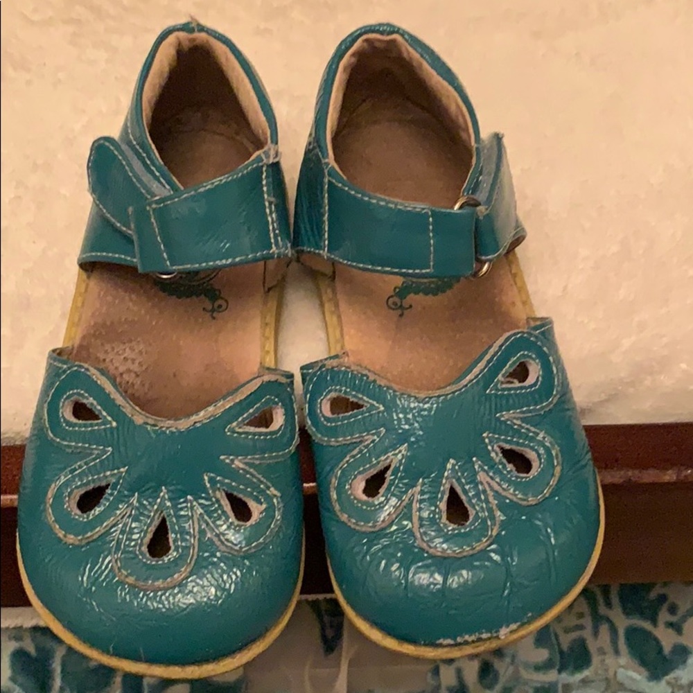 Girls Livie and Luca peacock Blue shoes size 9